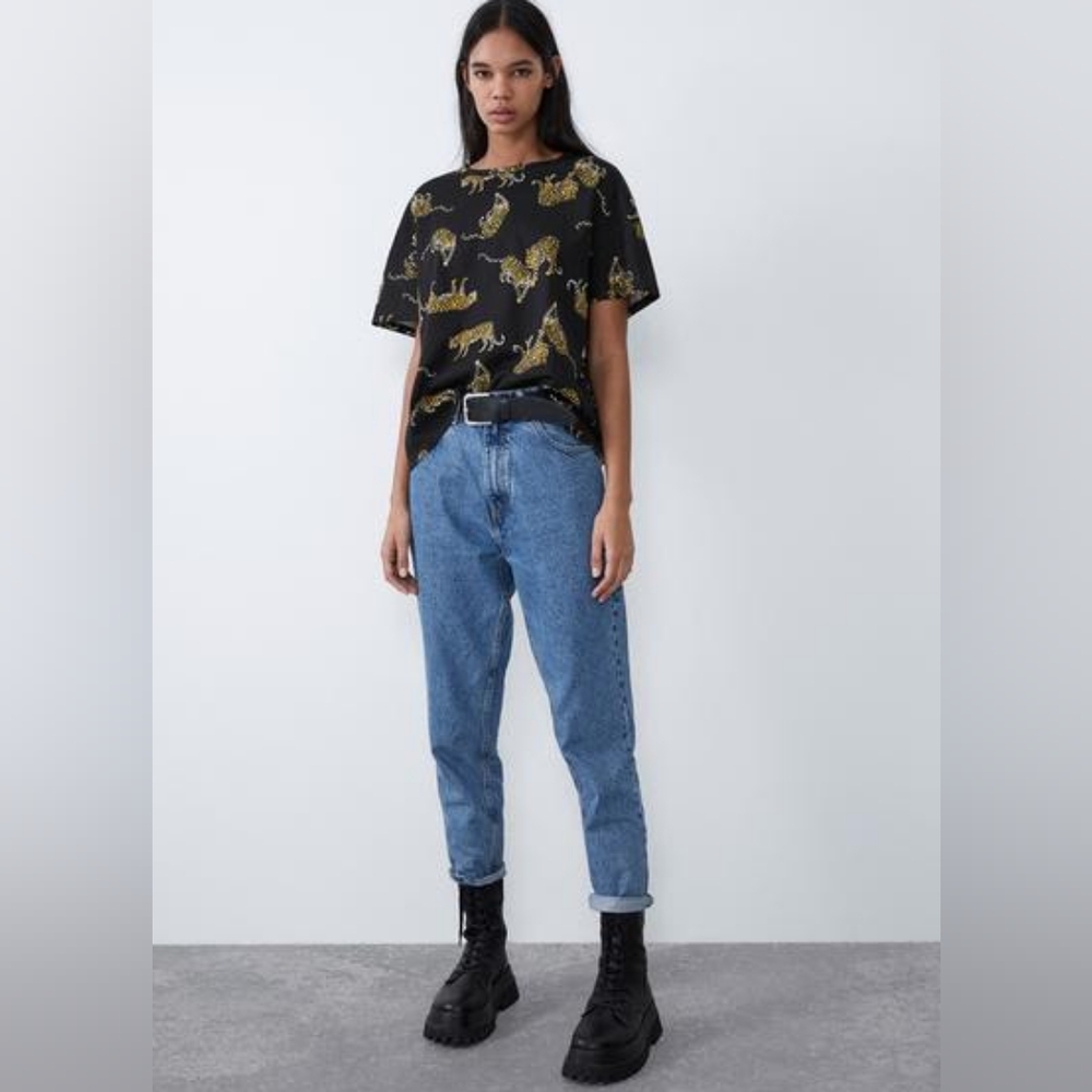 Black Leopard Pattern Tee